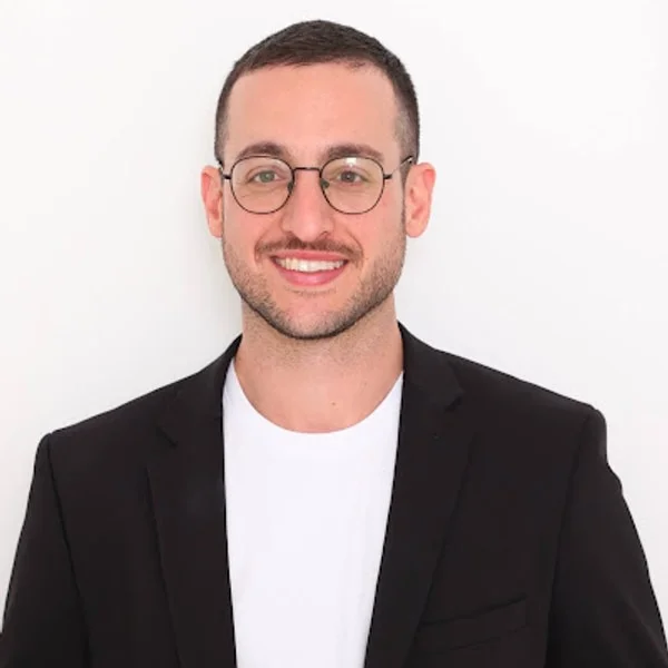 Headshot of Tommy Mordo, CEO of Gradient